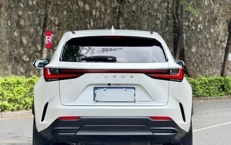 Lexus NX, 2022 год, 3 760 000 рублей, 5 фотография