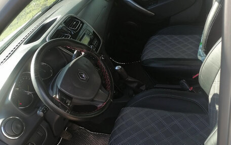 Renault Logan II, 2014 год, 710 000 рублей, 1 фотография