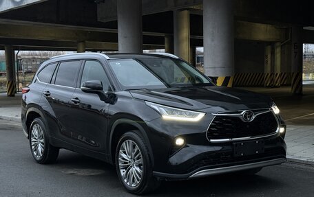 Toyota Highlander, 2025 год, 5 650 000 рублей, 1 фотография