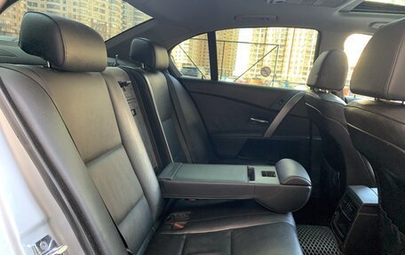 BMW 5 серия, 2003 год, 699 000 рублей, 11 фотография