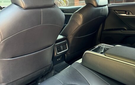 Toyota Camry, 2020 год, 3 300 000 рублей, 16 фотография