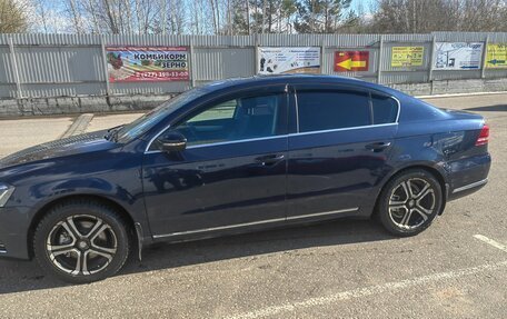 Volkswagen Passat B7, 2011 год, 750 000 рублей, 3 фотография