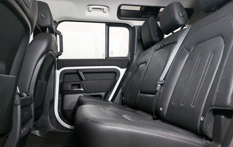 Land Rover Defender II, 2021 год, 4 839 000 рублей, 18 фотография