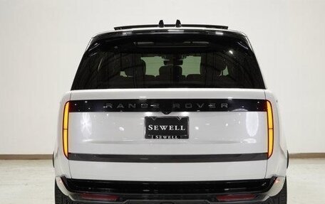 Land Rover Range Rover IV рестайлинг, 2022 год, 9 756 000 рублей, 4 фотография