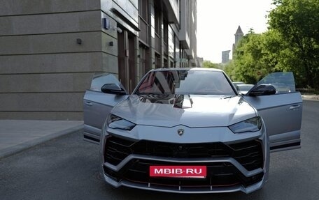 Lamborghini Urus I, 2021 год, 34 000 000 рублей, 16 фотография