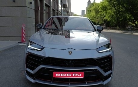 Lamborghini Urus I, 2021 год, 34 000 000 рублей, 17 фотография