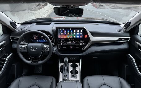 Toyota Highlander, 2025 год, 5 650 000 рублей, 2 фотография