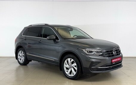 Volkswagen Tiguan II, 2021 год, 3 230 200 рублей, 1 фотография