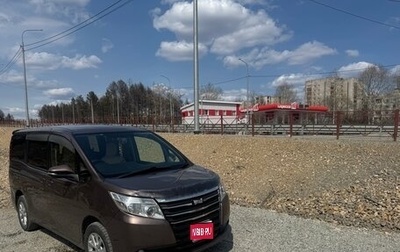 Toyota Noah III, 2014 год, 1 870 000 рублей, 1 фотография