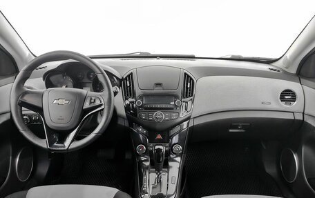 Chevrolet Cruze II, 2013 год, 950 000 рублей, 5 фотография