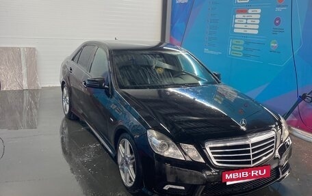 Mercedes-Benz E-Класс, 2011 год, 1 350 000 рублей, 8 фотография