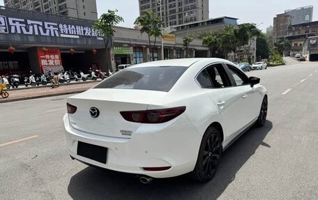 Mazda 3, 2022 год, 1 300 000 рублей, 5 фотография
