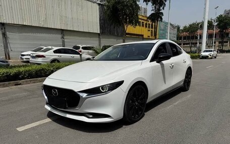 Mazda 3, 2022 год, 1 300 000 рублей, 3 фотография