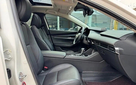 Mazda 3, 2022 год, 1 300 000 рублей, 11 фотография