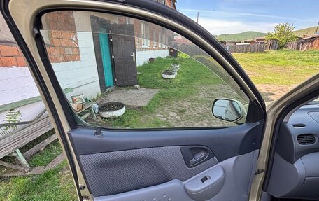 Toyota FunCargo, 2001 год, 520 000 рублей, 9 фотография