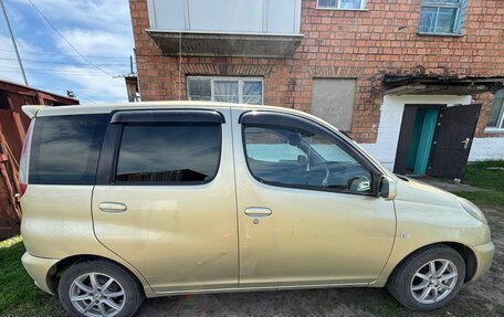 Toyota FunCargo, 2001 год, 520 000 рублей, 3 фотография