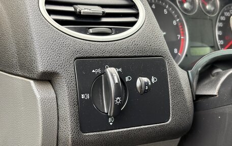 Ford Focus II рестайлинг, 2006 год, 398 000 рублей, 15 фотография