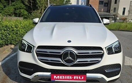 Mercedes-Benz GLE, 2022 год, 6 090 000 рублей, 3 фотография