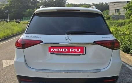 Mercedes-Benz GLE, 2022 год, 6 090 000 рублей, 4 фотография
