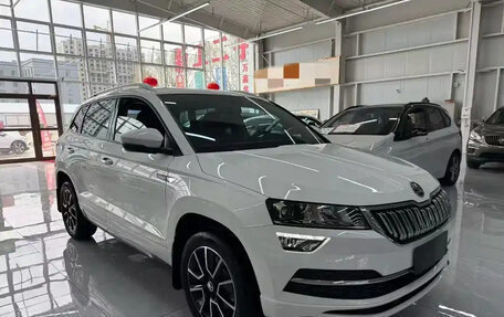 Skoda Karoq I, 2022 год, 2 000 000 рублей, 3 фотография