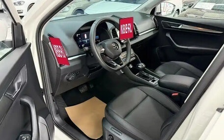 Skoda Karoq I, 2022 год, 2 000 000 рублей, 7 фотография