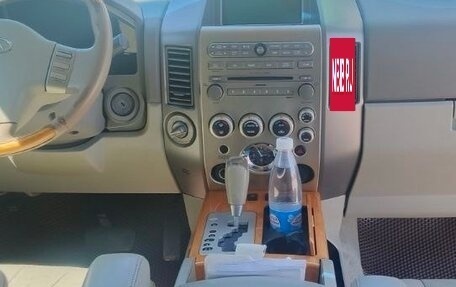 Infiniti QX56, 2006 год, 1 000 000 рублей, 15 фотография