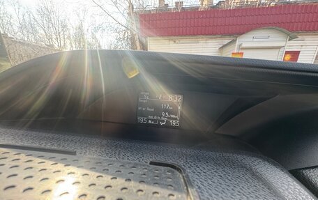 Toyota Noah III, 2014 год, 1 870 000 рублей, 9 фотография