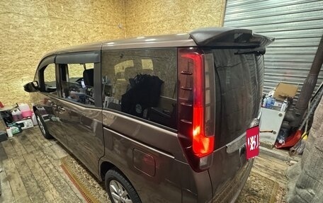 Toyota Noah III, 2014 год, 1 870 000 рублей, 10 фотография