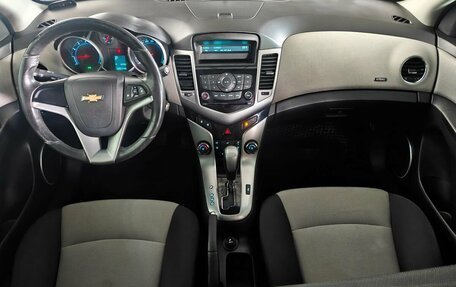Chevrolet Cruze II, 2012 год, 780 000 рублей, 9 фотография