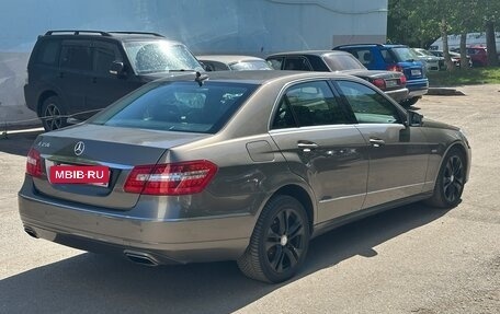 Mercedes-Benz E-Класс, 2012 год, 1 320 000 рублей, 4 фотография