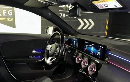 Mercedes-Benz CLA, 2021 год, 3 350 000 рублей, 11 фотография