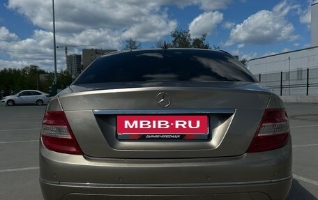 Mercedes-Benz C-Класс, 2008 год, 800 000 рублей, 3 фотография