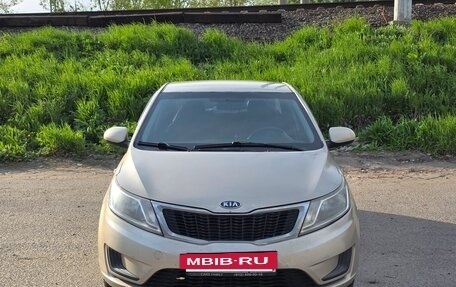 KIA Rio III рестайлинг, 2012 год, 620 000 рублей, 2 фотография