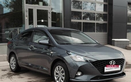 Hyundai Solaris II рестайлинг, 2021 год, 1 700 000 рублей, 3 фотография
