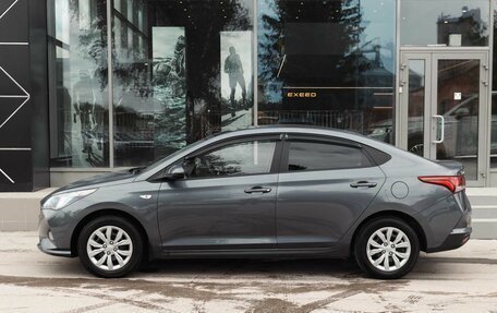 Hyundai Solaris II рестайлинг, 2021 год, 1 700 000 рублей, 8 фотография