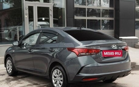 Hyundai Solaris II рестайлинг, 2021 год, 1 700 000 рублей, 7 фотография