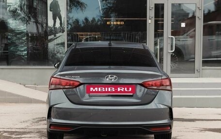 Hyundai Solaris II рестайлинг, 2021 год, 1 700 000 рублей, 6 фотография