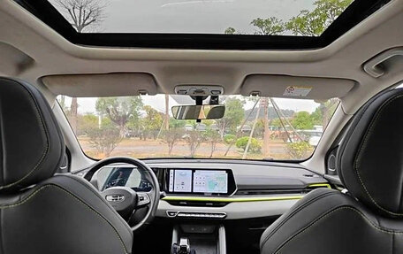 Geely Coolray I, 2022 год, 1 300 000 рублей, 11 фотография