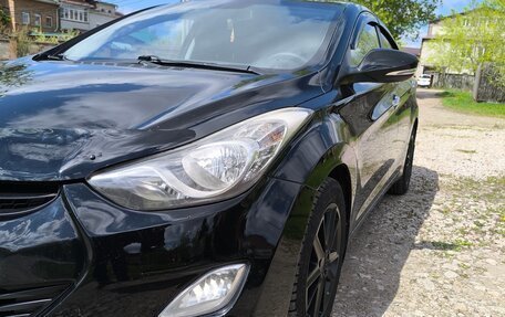 Hyundai Avante, 2011 год, 1 150 000 рублей, 2 фотография