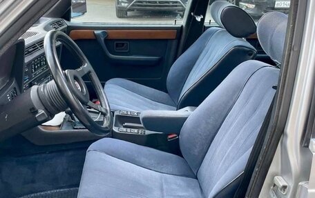 BMW 7 серия, 1983 год, 2 000 000 рублей, 3 фотография