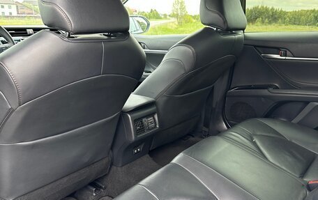 Toyota Camry, 2019 год, 1 920 000 рублей, 8 фотография