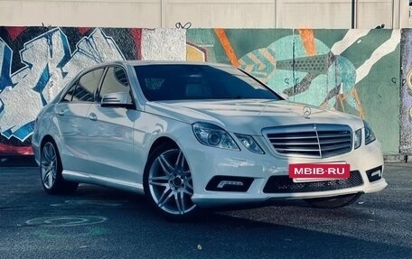 Mercedes-Benz E-Класс, 2011 год, 1 350 000 рублей, 3 фотография