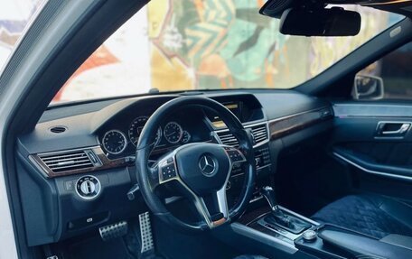 Mercedes-Benz E-Класс, 2011 год, 1 350 000 рублей, 10 фотография