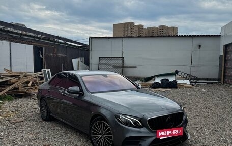 Mercedes-Benz E-Класс, 2020 год, 3 600 000 рублей, 8 фотография