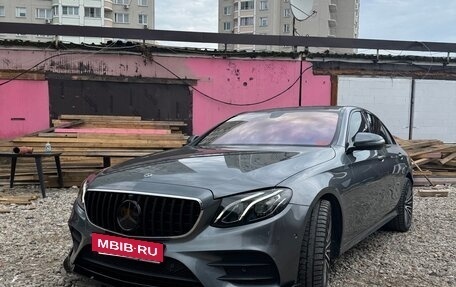 Mercedes-Benz E-Класс, 2020 год, 3 600 000 рублей, 9 фотография