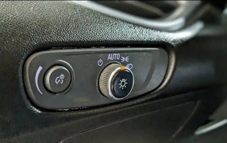 Chevrolet Malibu IX, 2020 год, 1 860 000 рублей, 9 фотография