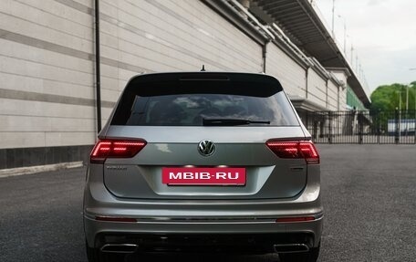 Volkswagen Tiguan II, 2018 год, 3 470 000 рублей, 8 фотография