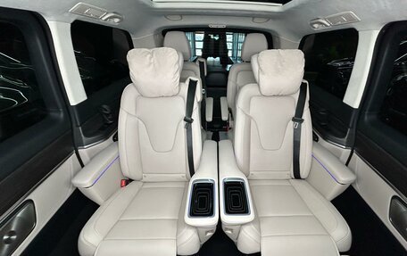 Mercedes-Benz V-Класс, 2024 год, 16 500 000 рублей, 14 фотография