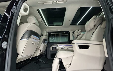 Mercedes-Benz V-Класс, 2024 год, 16 500 000 рублей, 28 фотография