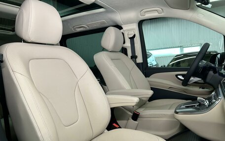 Mercedes-Benz V-Класс, 2024 год, 16 500 000 рублей, 23 фотография